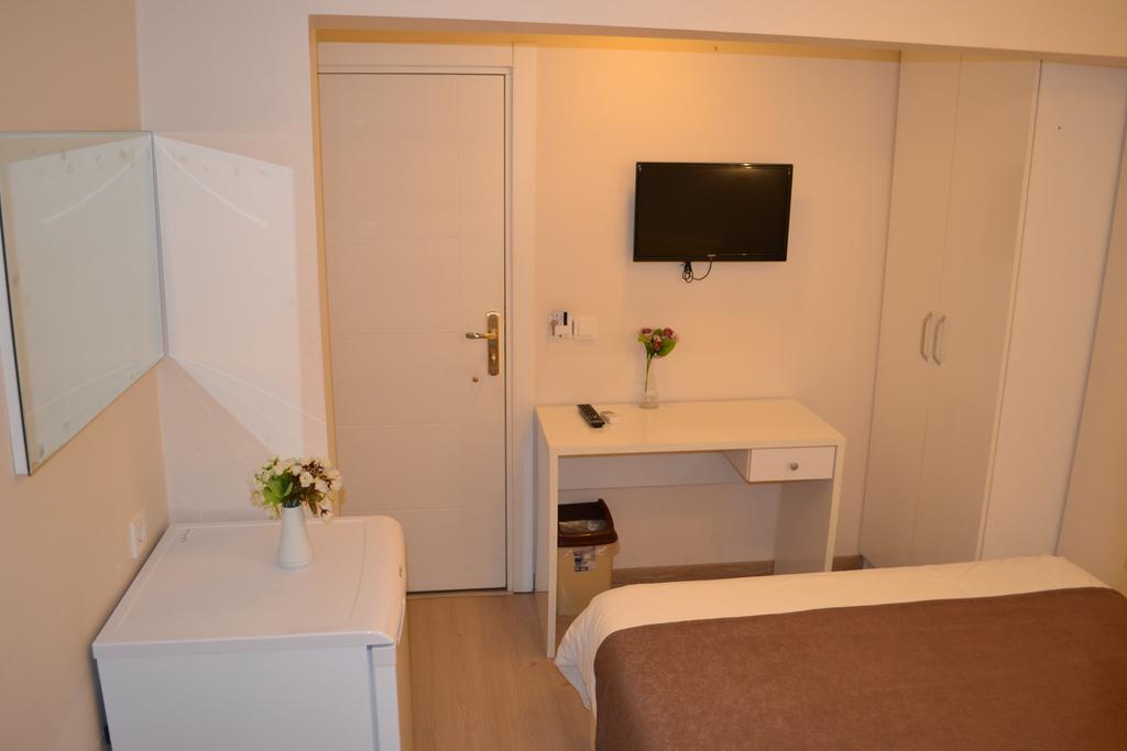 Economy Single Room