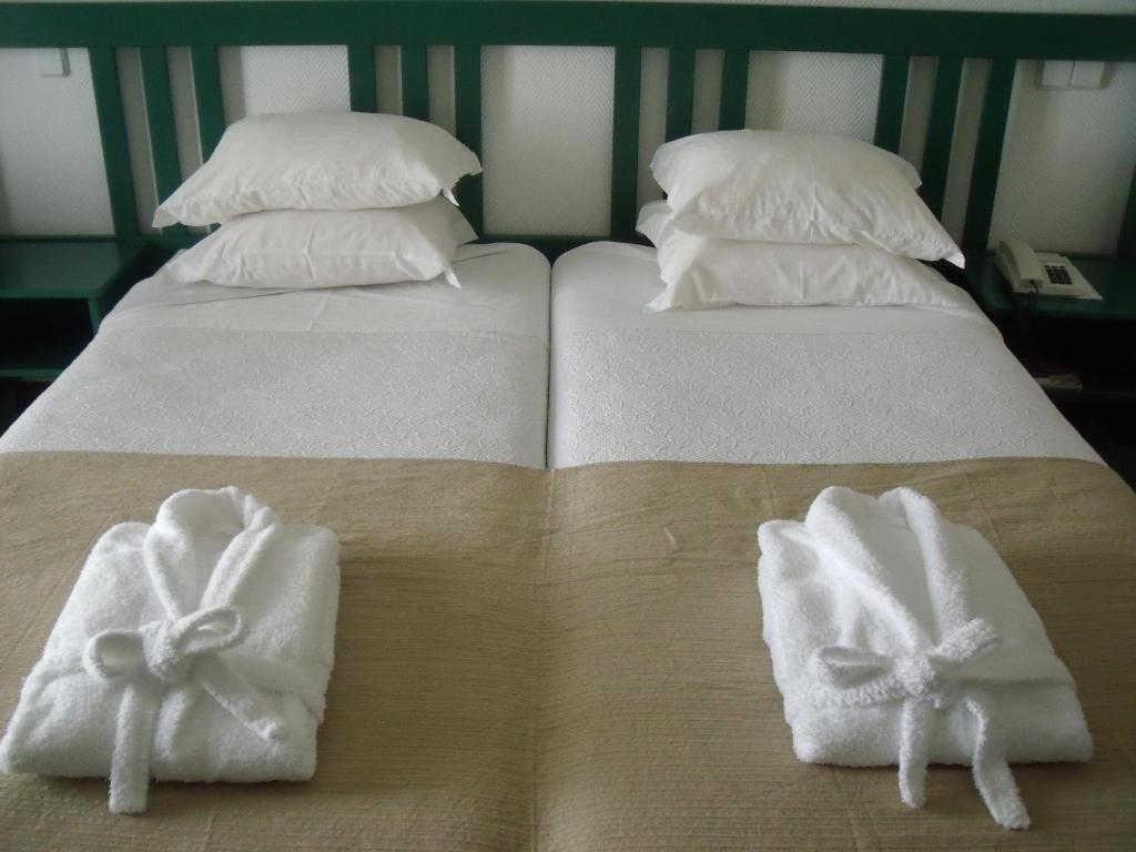 Quarto Duplo