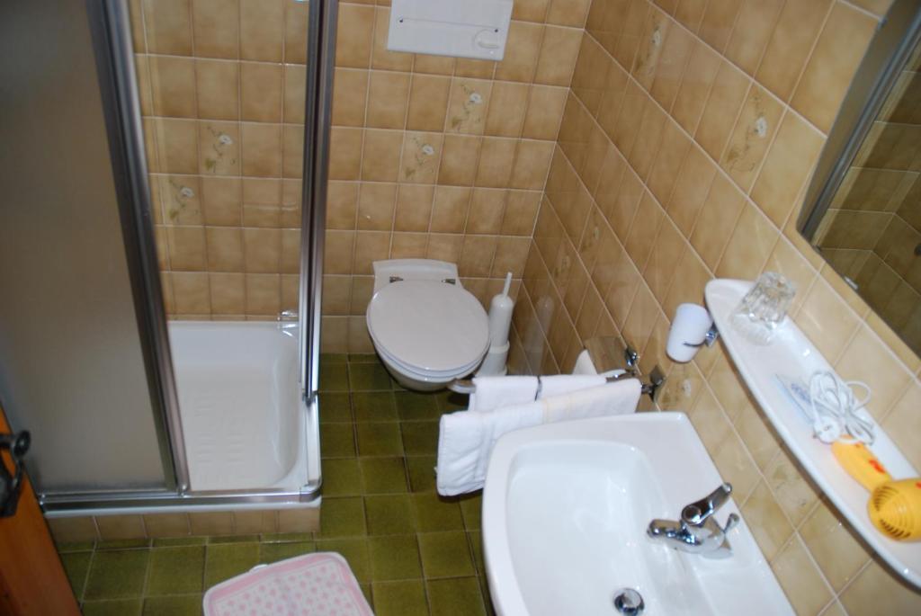 Triple Room with Balcony