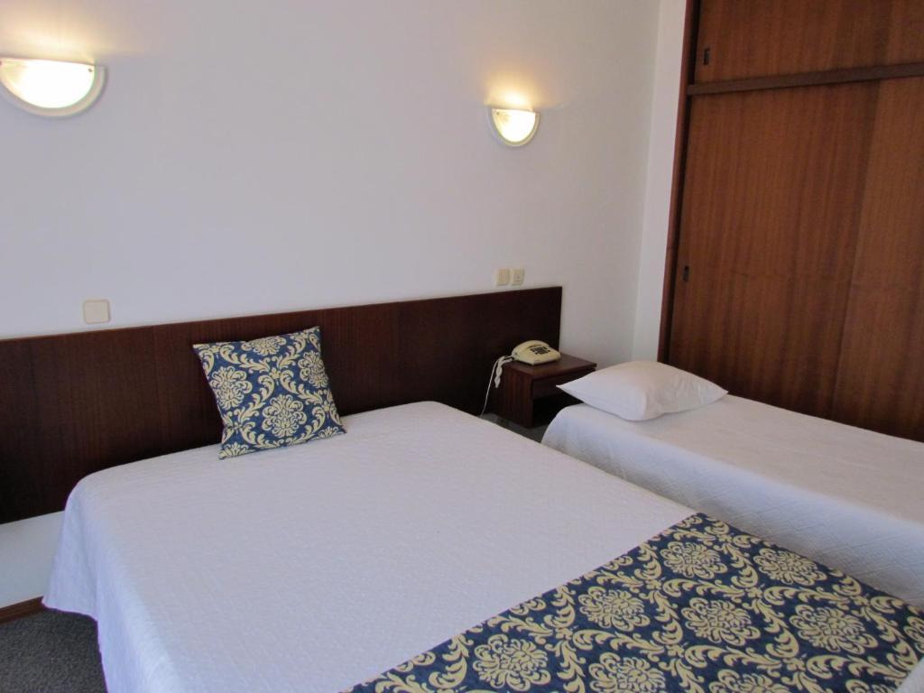 Habitación Familiar (2 adultos + 1 niño)