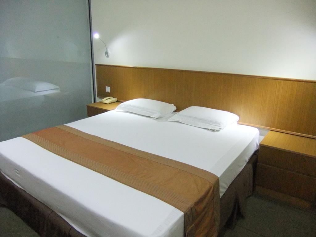 Standard Queen Room,650133651:JPEG