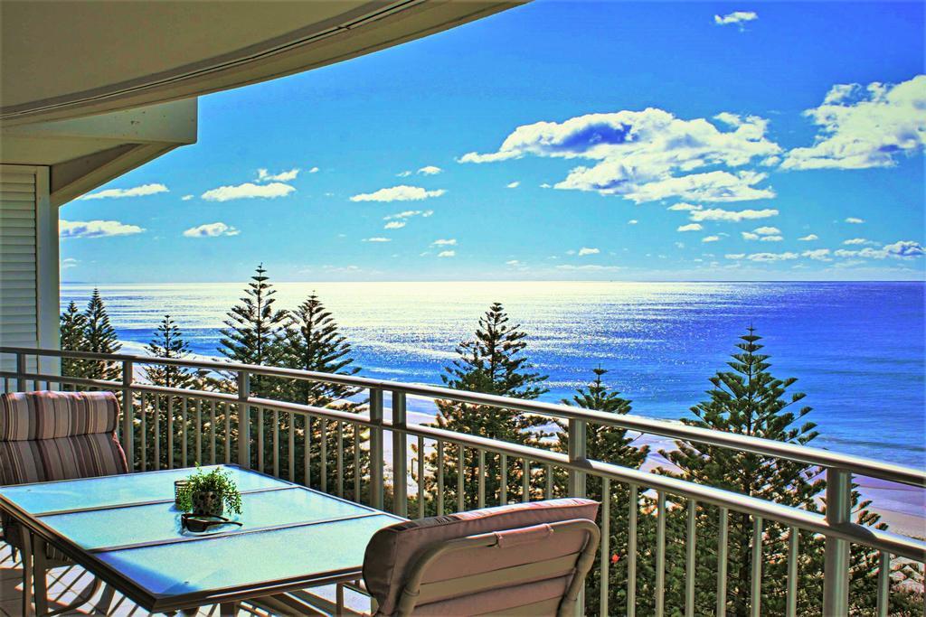 Appartamento con 3 Camere da Letto e Vista Mare