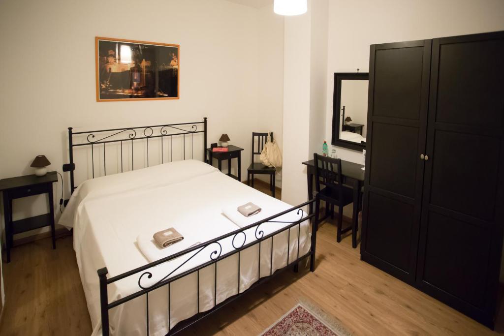 Double Room Private External Bathroom