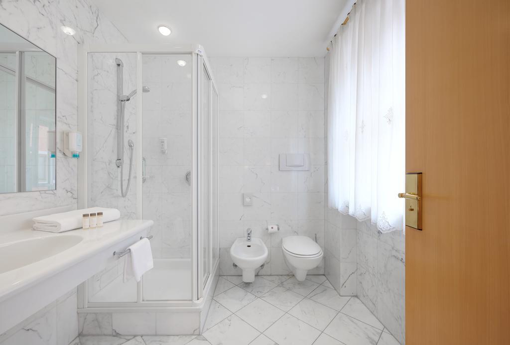 Double or Twin Room,1556288659:JPEG