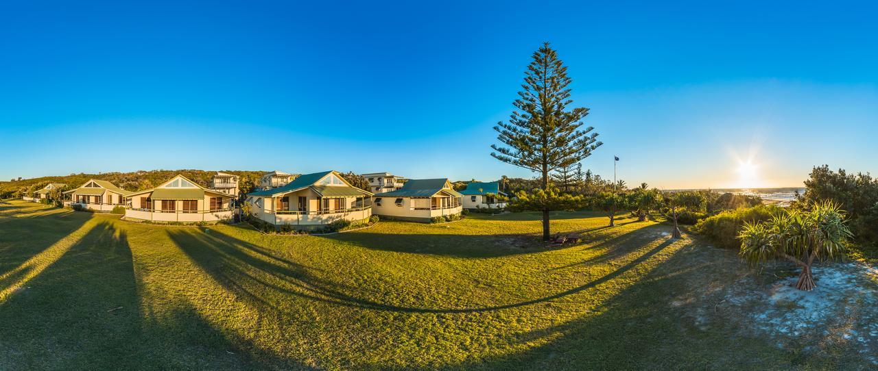 Villa - Beach Front