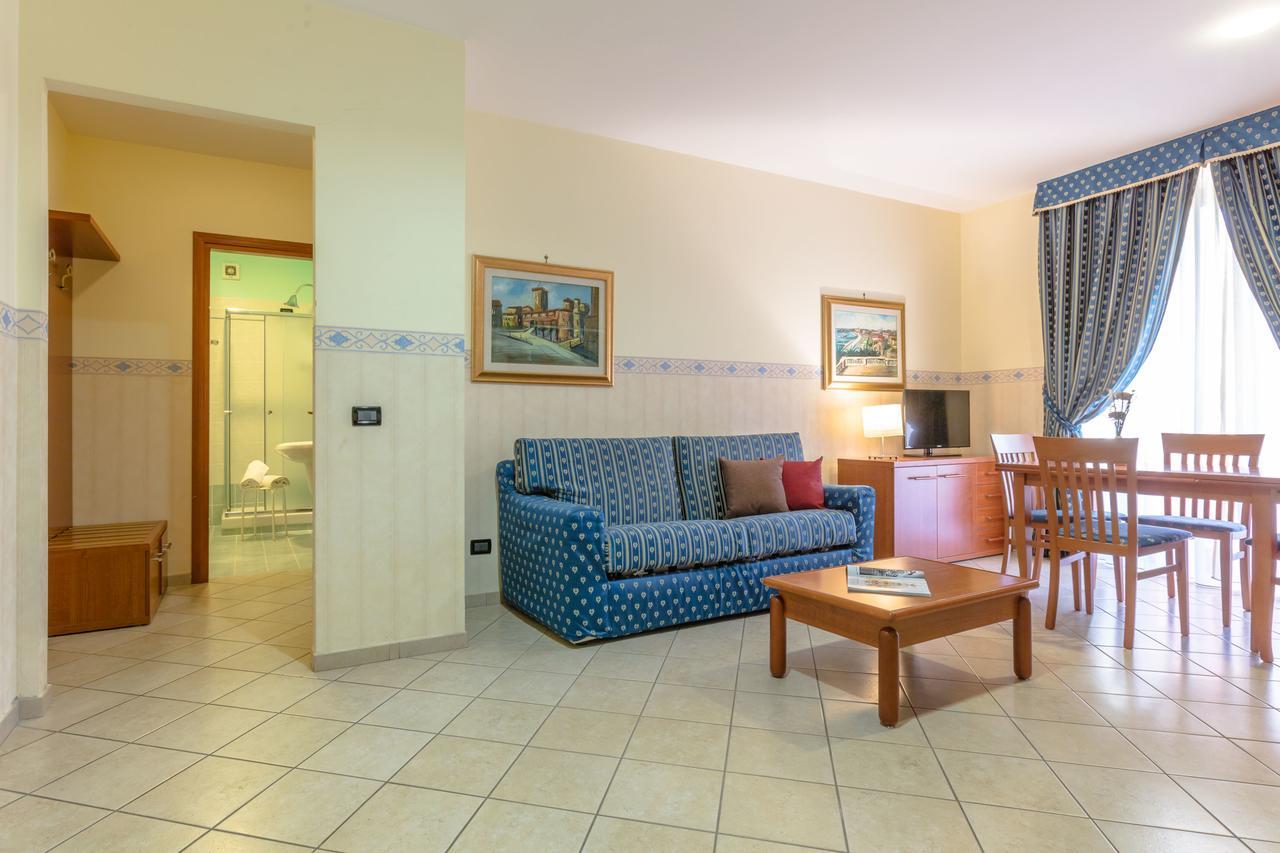 One-Bedroom Apartment,546032232:JPEG