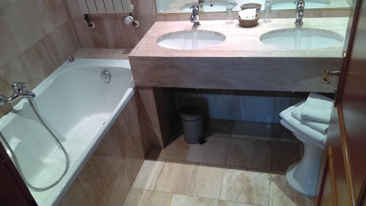 Superior Triple Room,587283360:JPEG