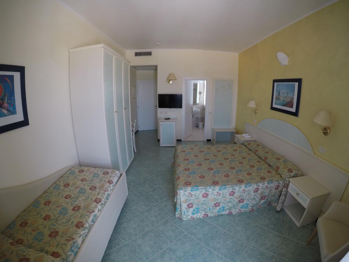 Chambre Triple avec Balcon