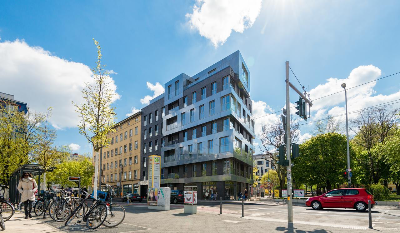 Panorama Studio Small