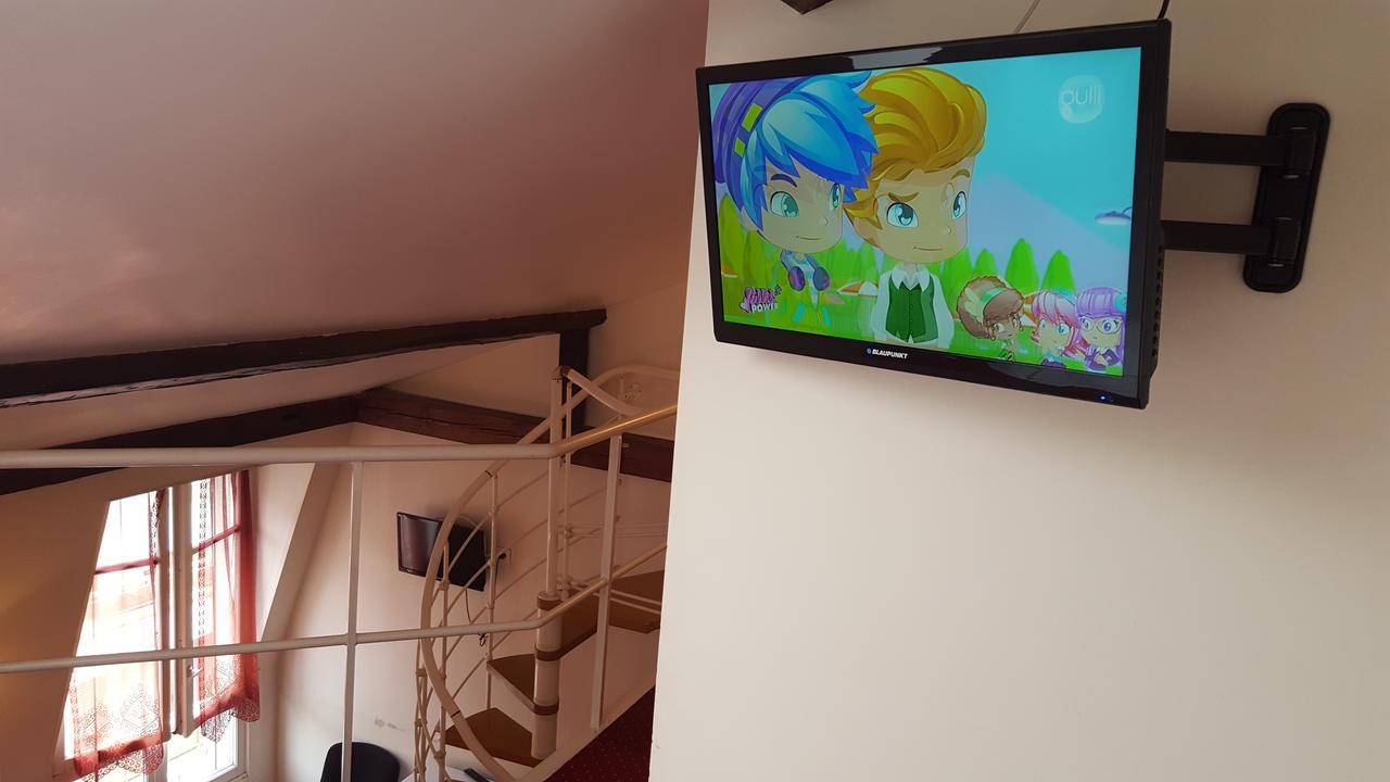 Vierpersoonskamer met Badkamer