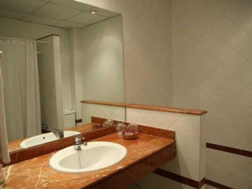 Quarto Duplo (1 Adulto)