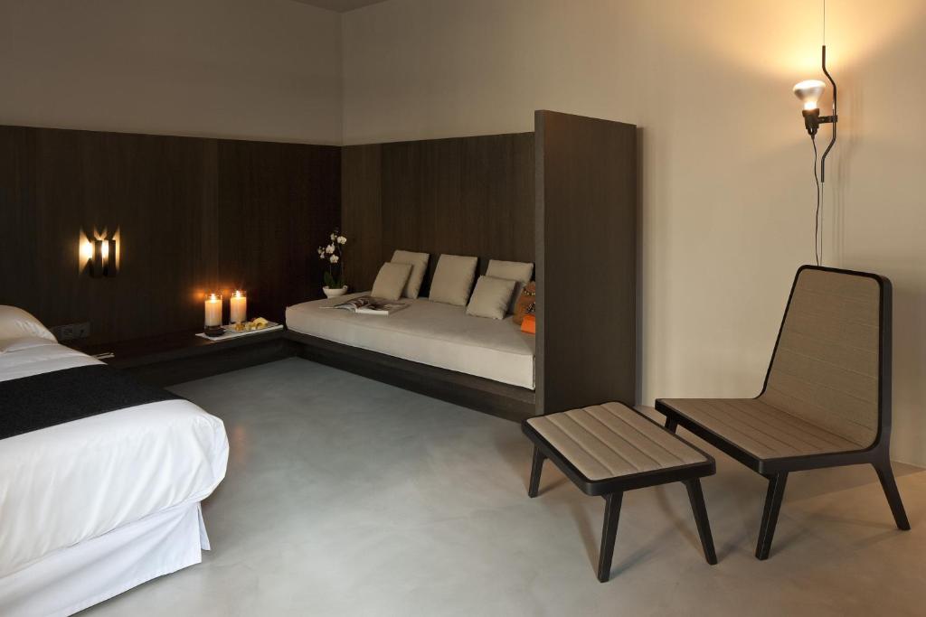 Executive Double or Twin Room Terrace