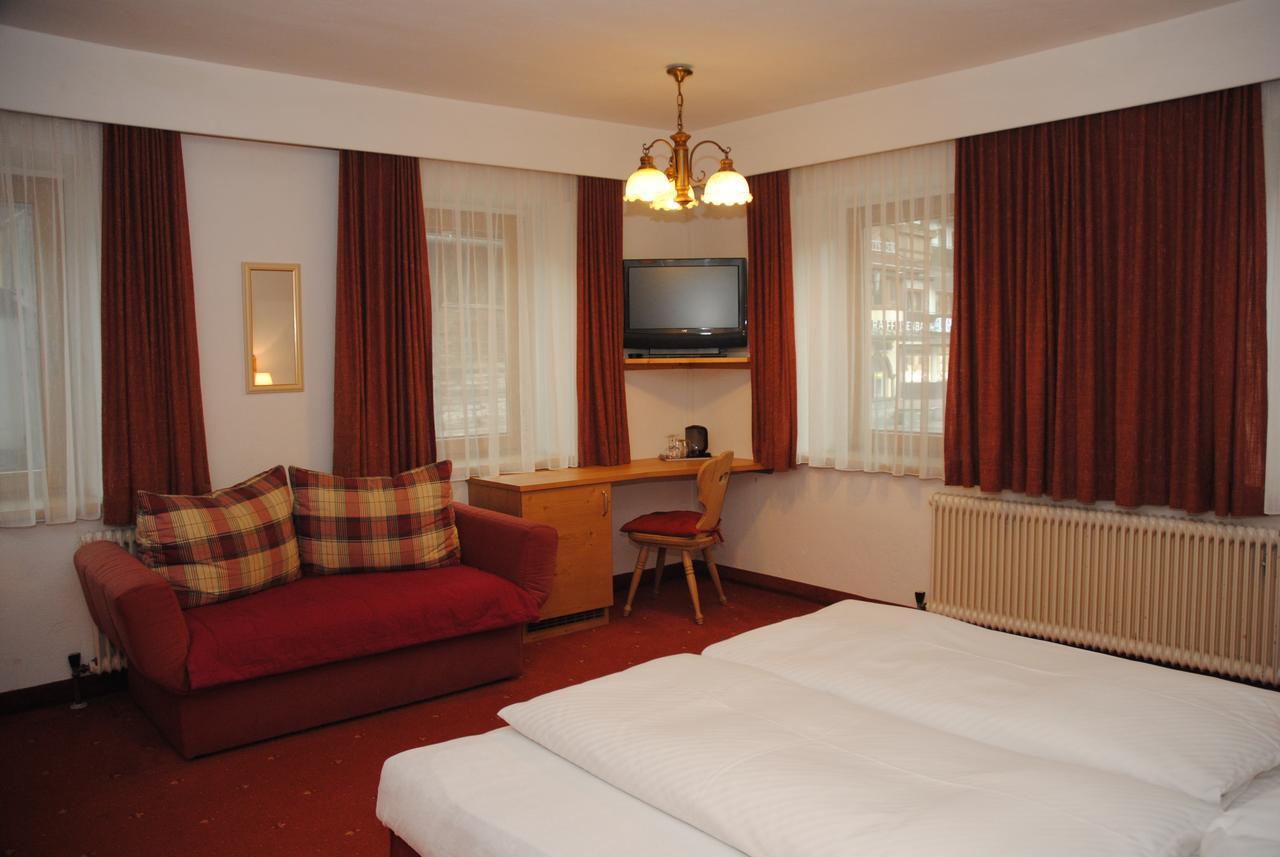 Two Connecting Double Rooms