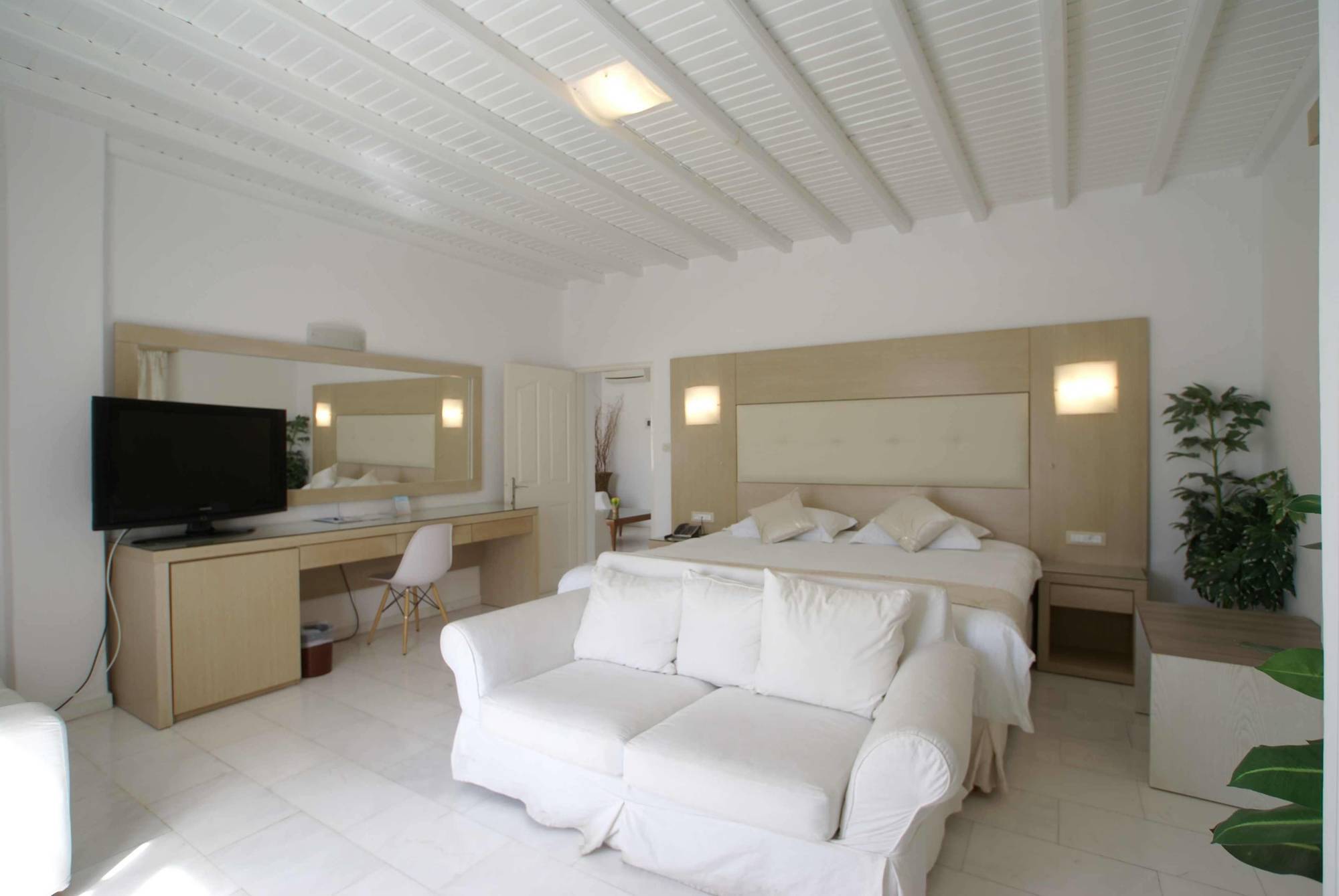 Suite mit Kingsize-Bett und Balkon