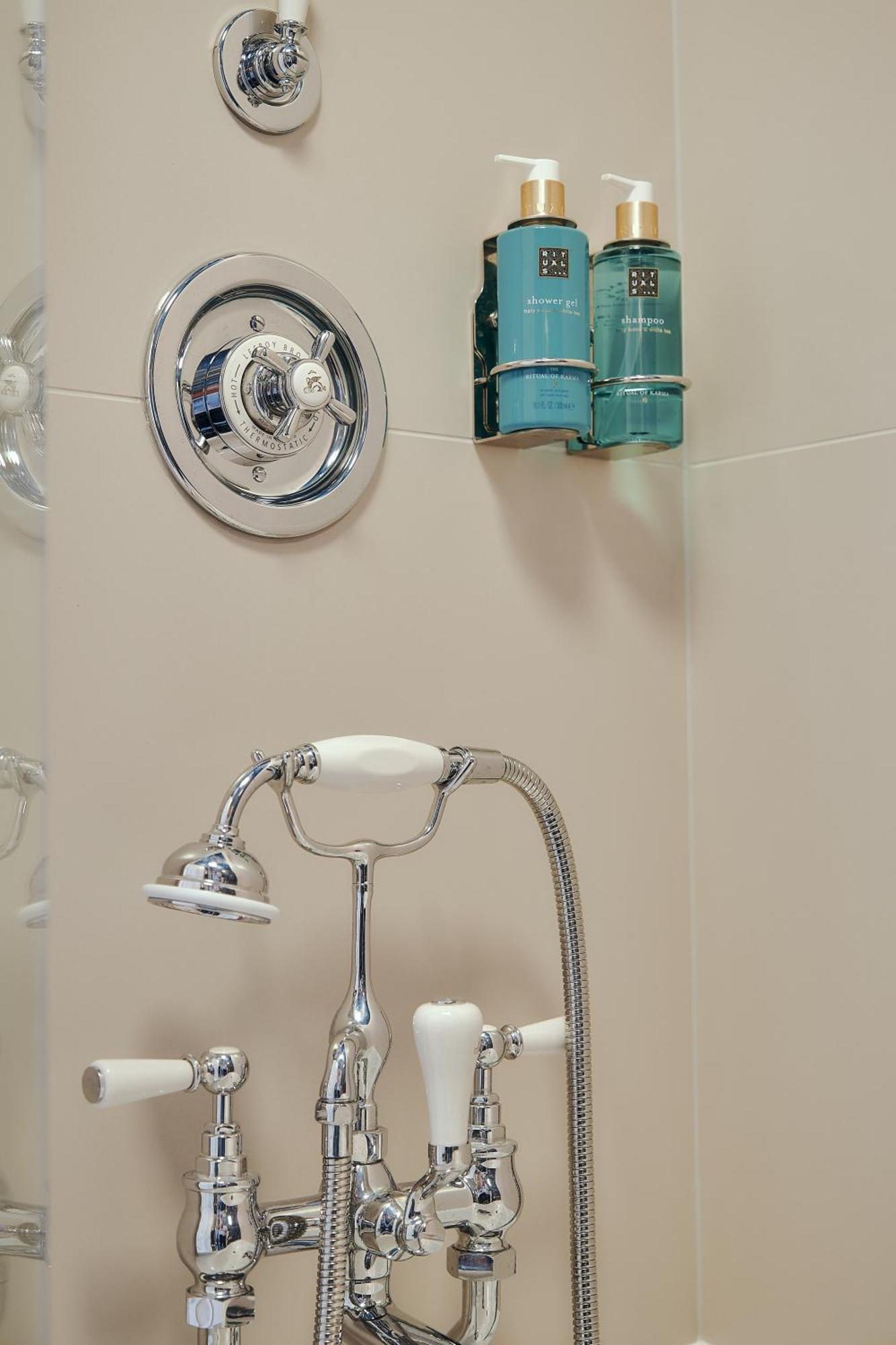 Grand Twin/Double,1541347333:JPEG