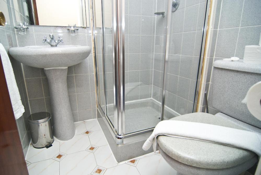 Double Room,1432675603:JPEG