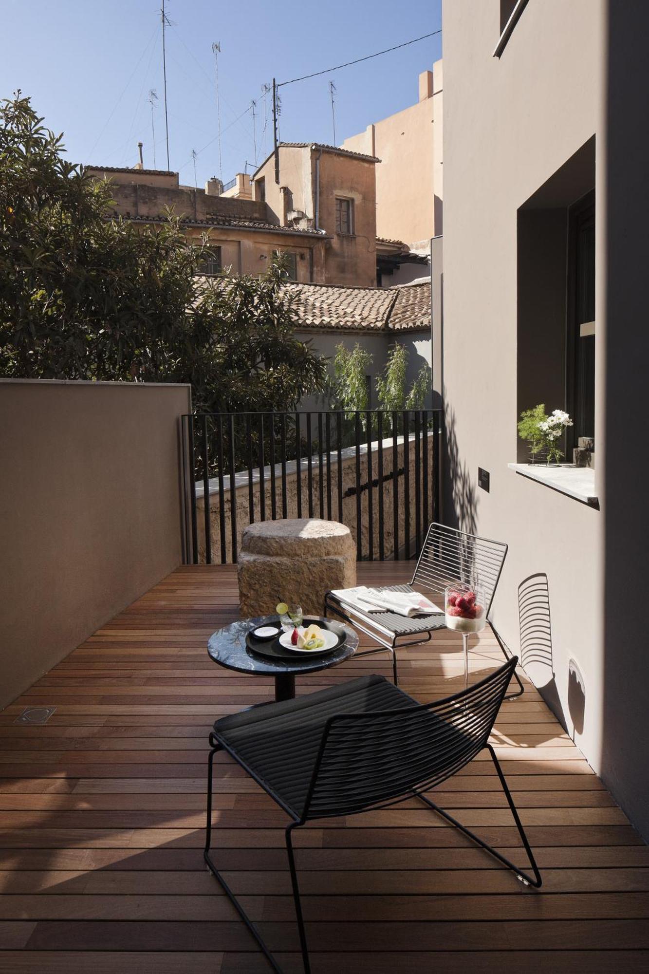 Executive Double or Twin Room Terrace