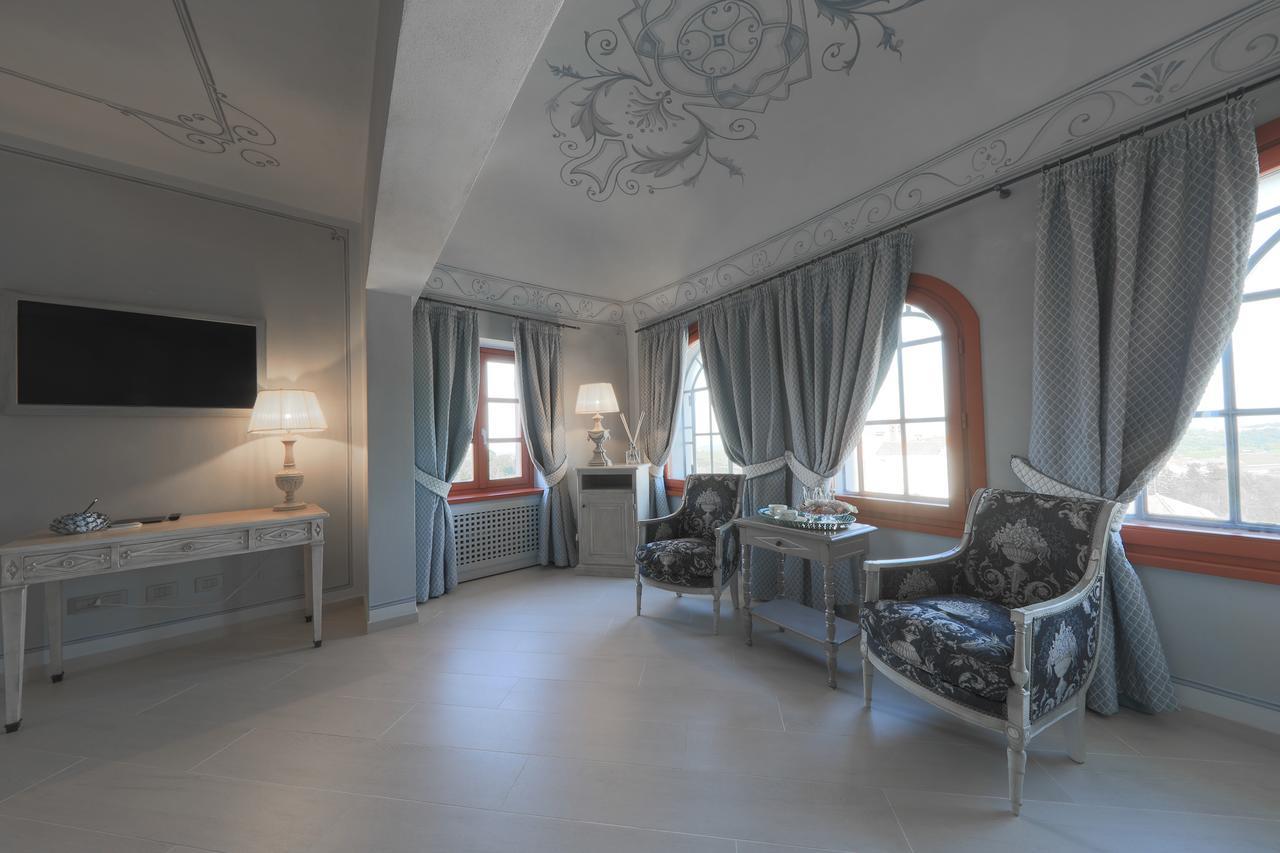 Suite with Spa Access