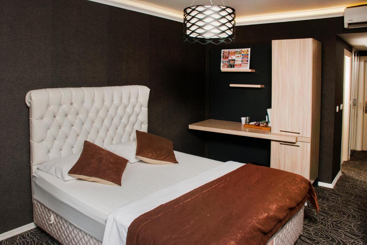 Arabian Standard Room