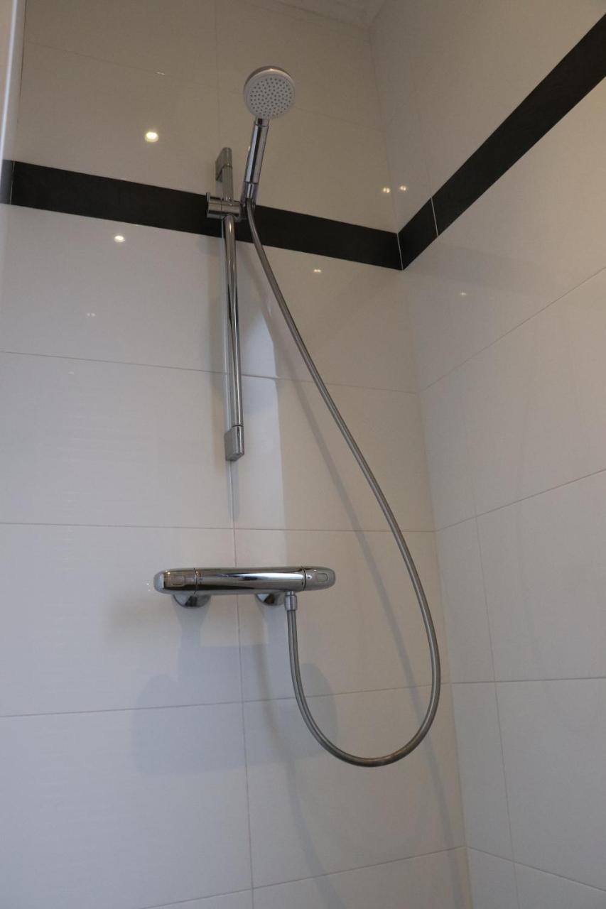 Single Room with Shared Bathroom