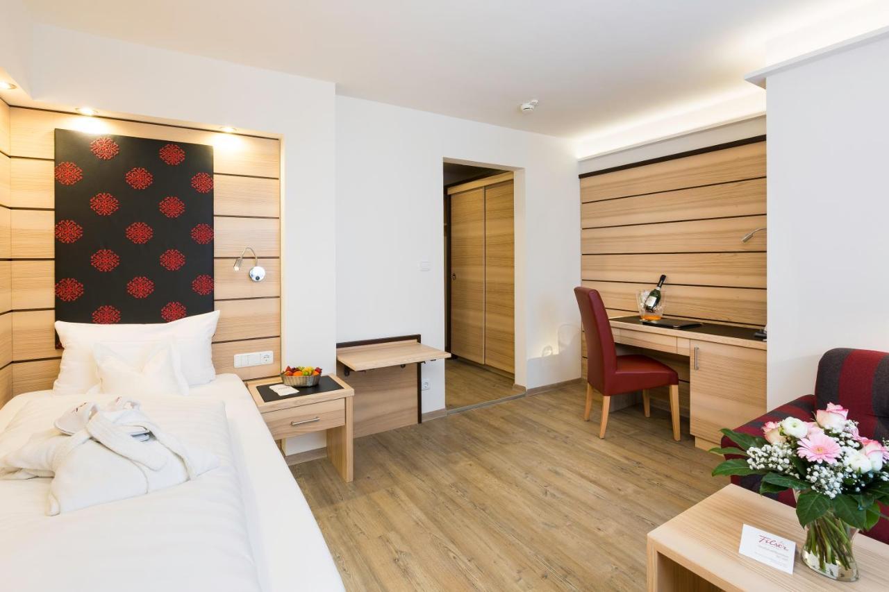 Single Room,1420642641:JPEG
