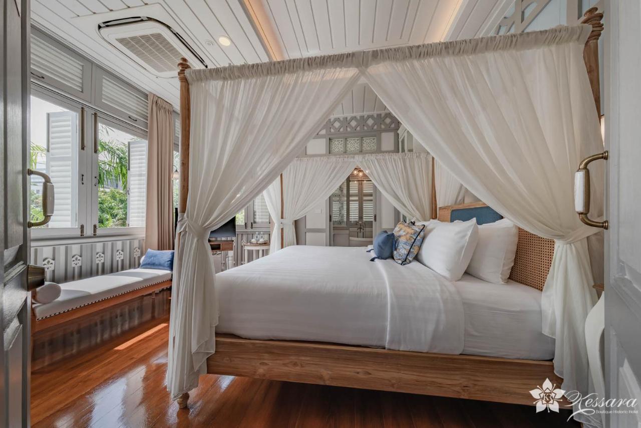 Deluxe Double Room with Bath