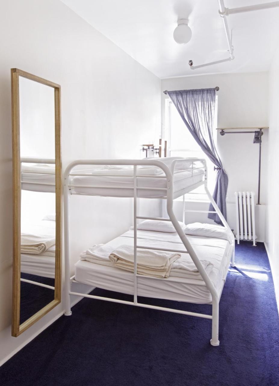 Chambre Triple avec Salle de Bains Commune