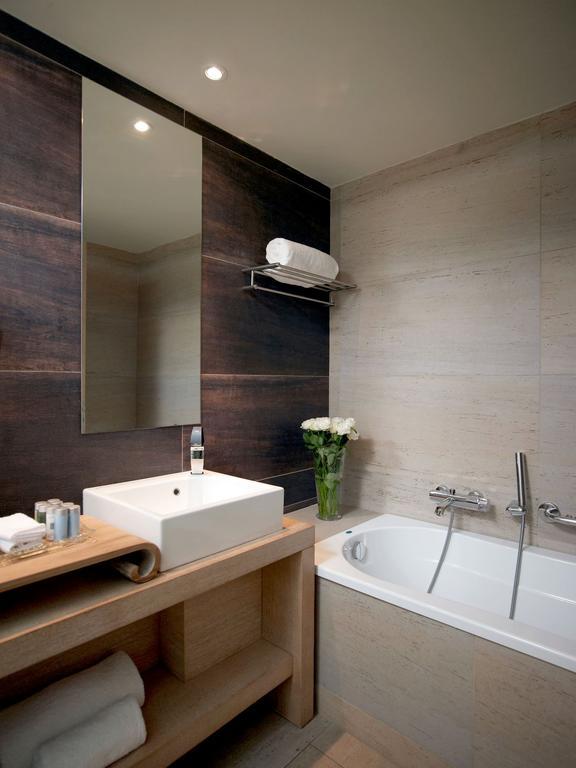 Waterfront Exclusive Guestroom