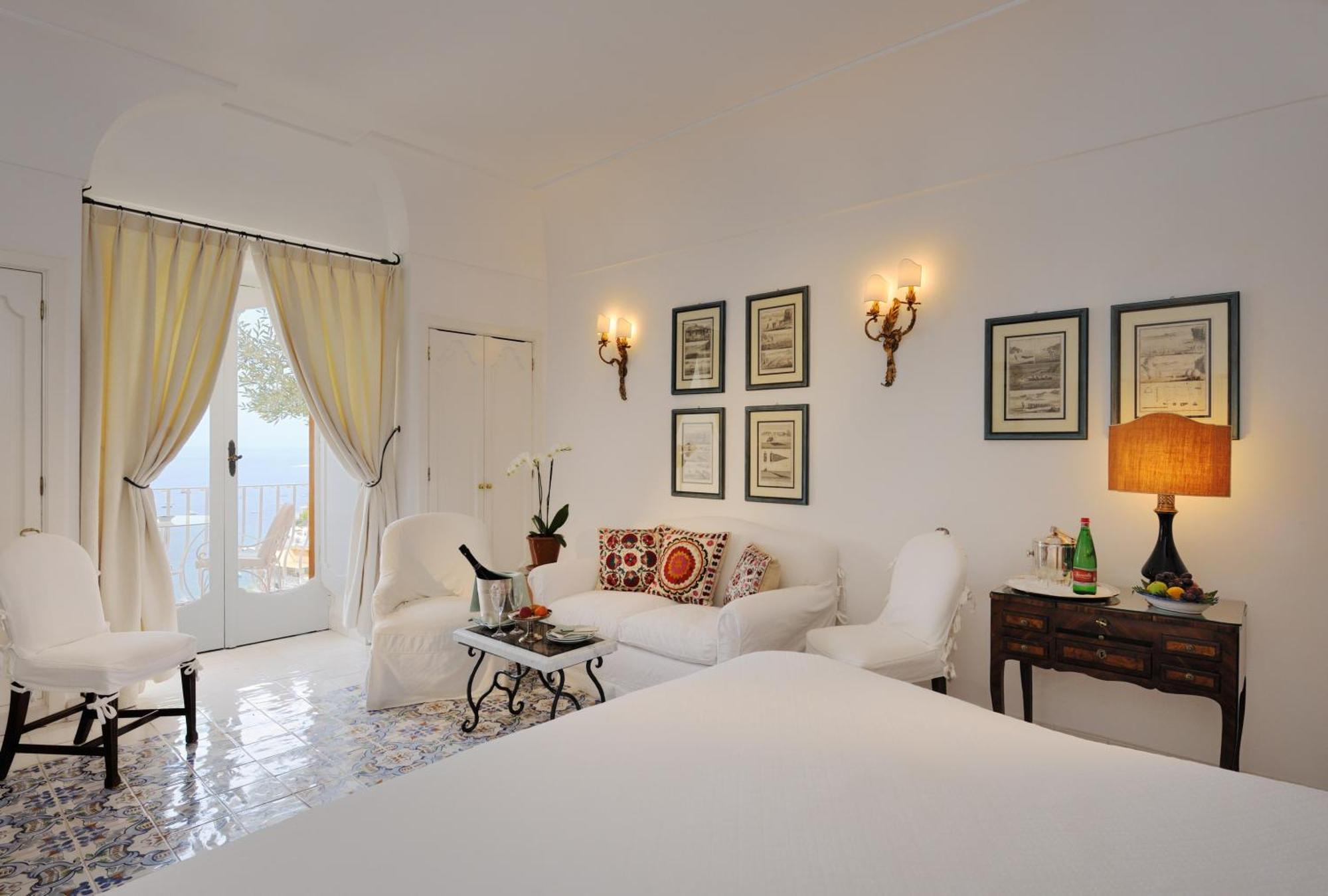 Quarto Superior com Cama de Casal ou 2 de Solteiro com Vista do Mar