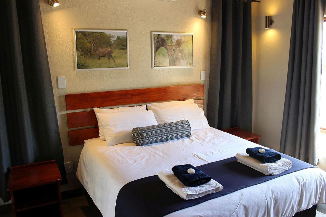 Double Room Private Bathroom