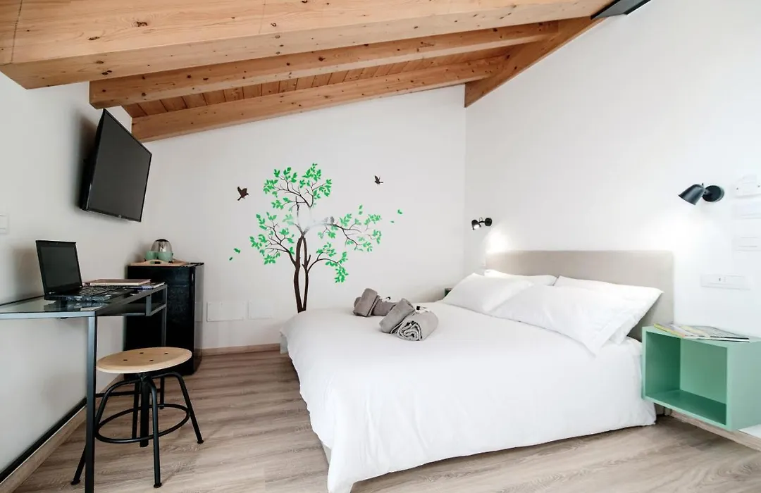 Spazio 77 By "The House Of Travelers"-1
