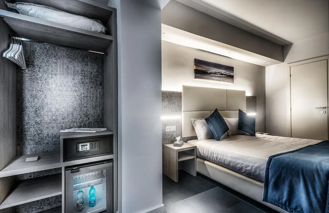 Suite Blue Style-1