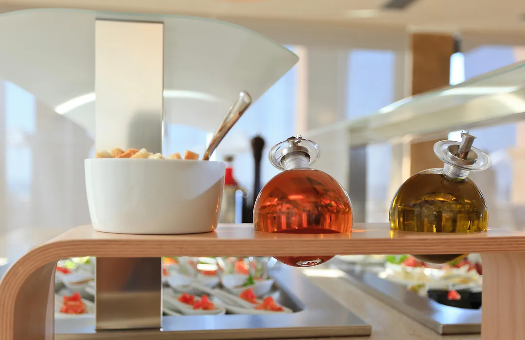 Boutique 5 Hotel & Spa - Adults Only-1