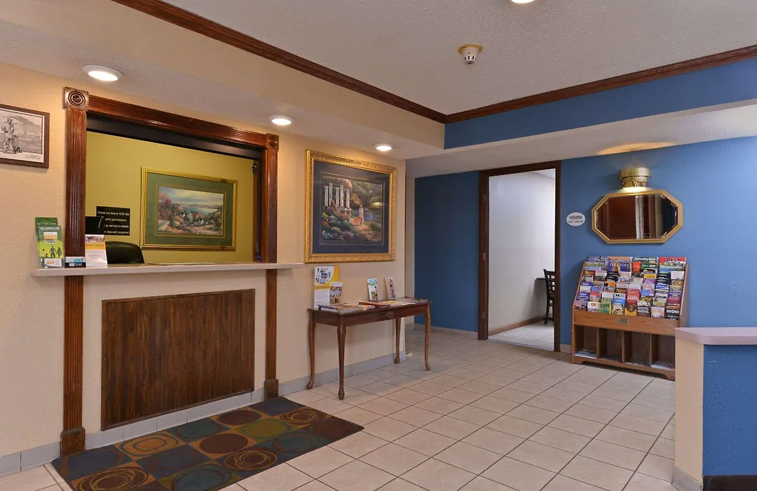 Rodeway Inn Waukegan - Gurnee-1