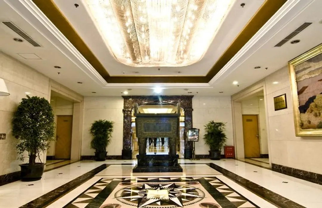 Luxemon Hotel-1
