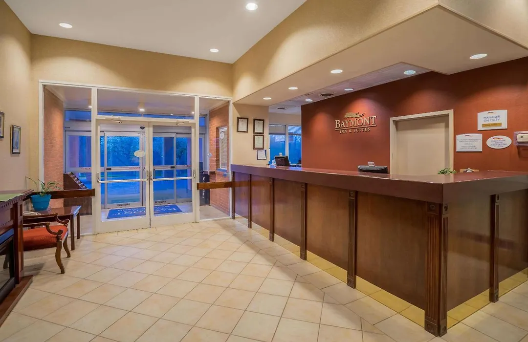 Baymont By Wyndham Warrenton-1