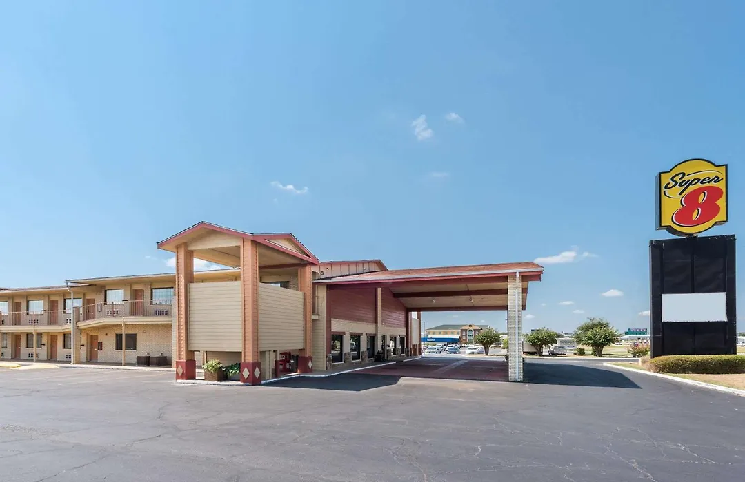 Super 8 By Wyndham Waco/Mall Area Tx-1