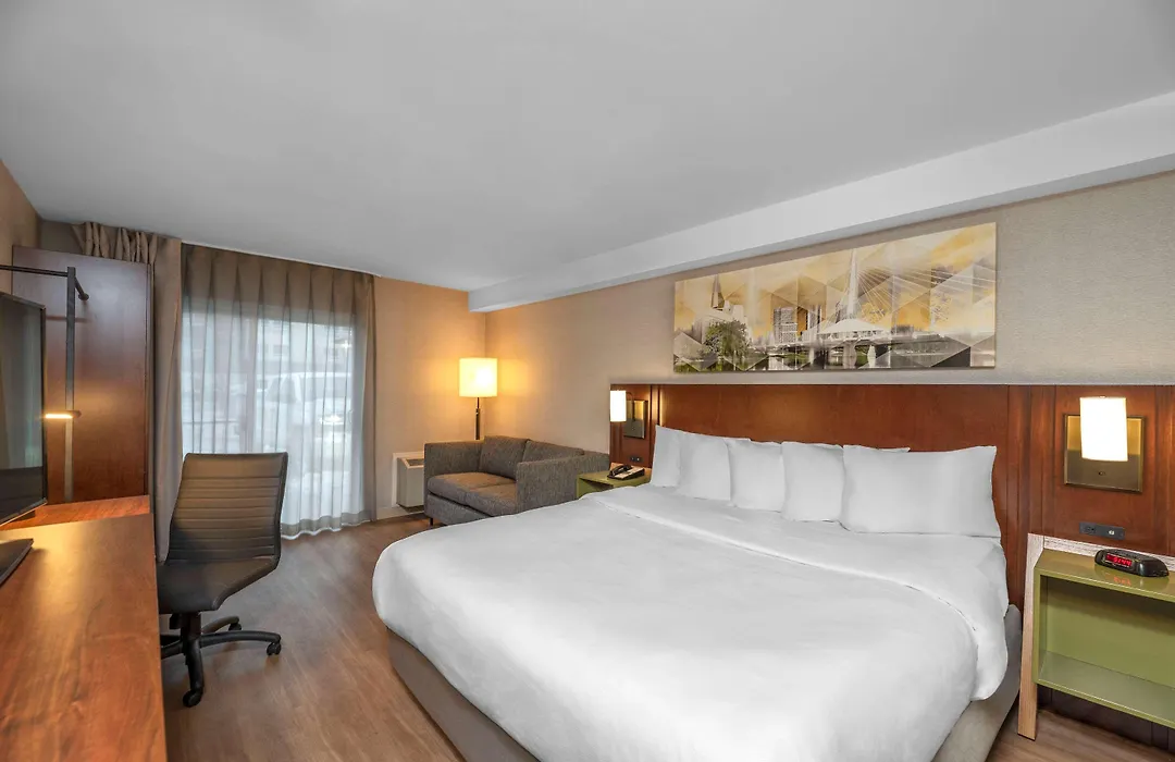 Comfort Inn Waterloo-1