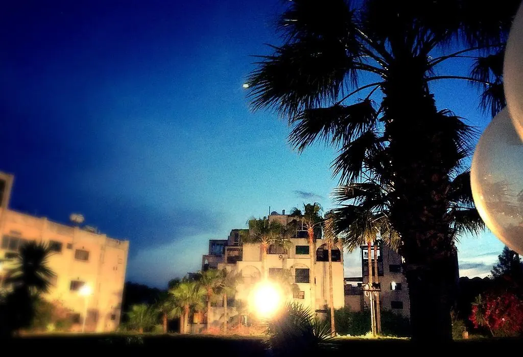 Blue Crane Hotel Apts-1