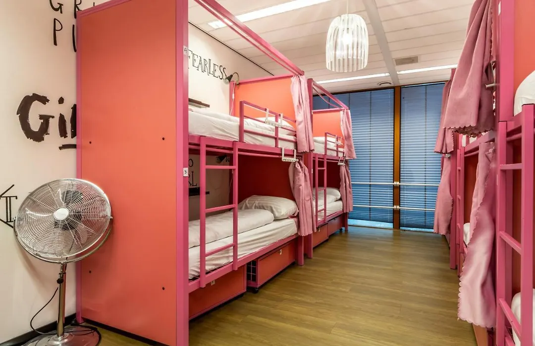 Hostelle - Women Only Hostel Amsterdam-1