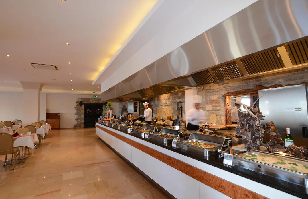 Azka Hotel-1