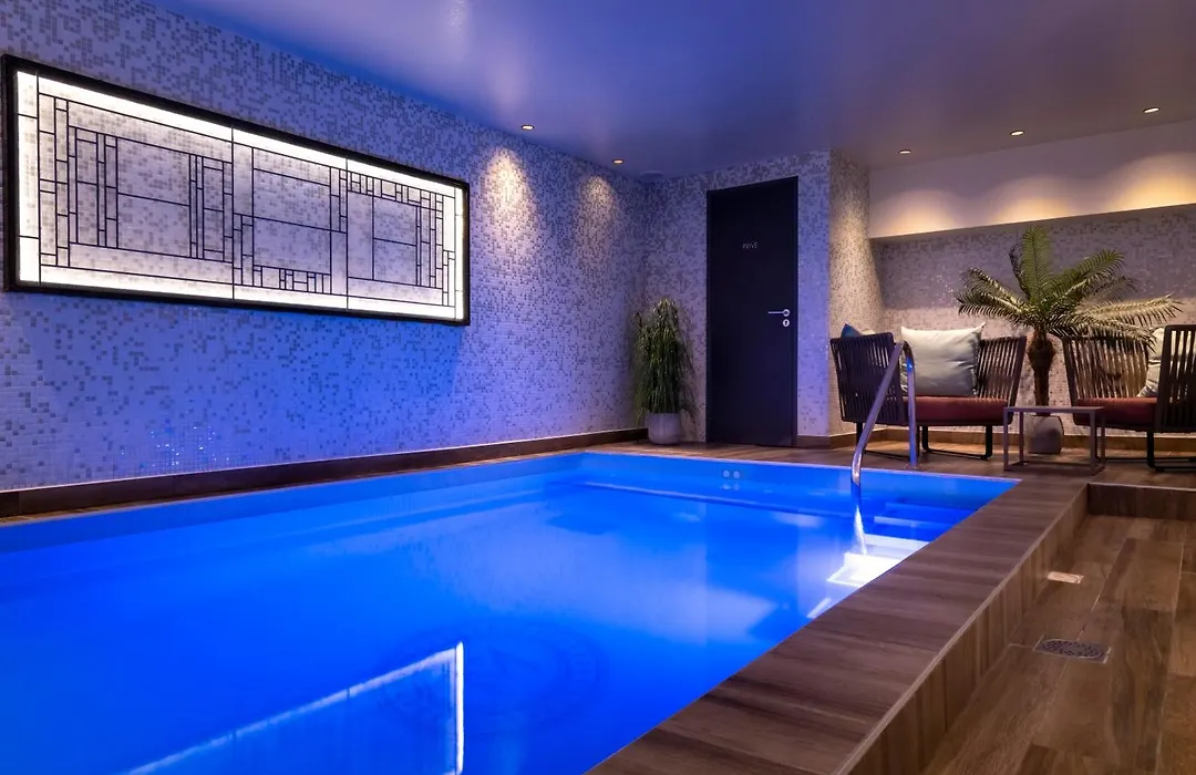 Les Matins De Paris & Spa-1