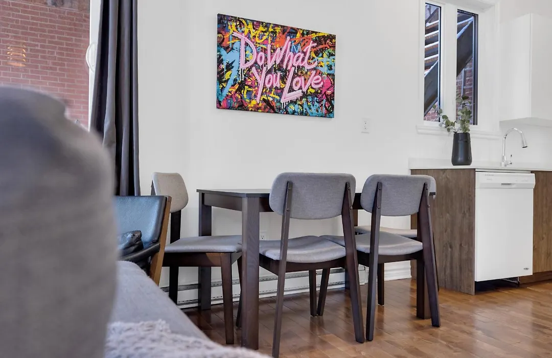 Liv Mtl Mtl Plateau Urban Suites Near Downtown Montreal-1