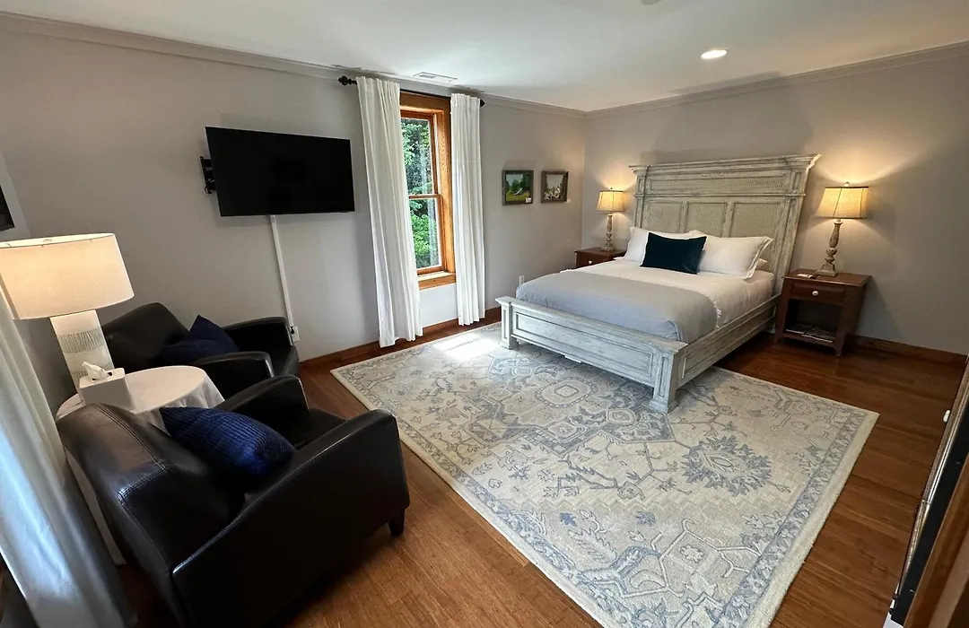 Lovill House Inn-1