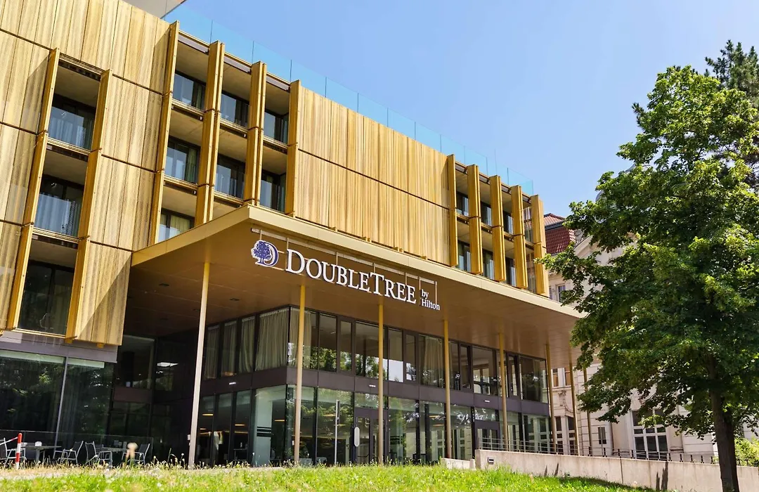Doubletree By Hilton Vienna Schonbrunn-1