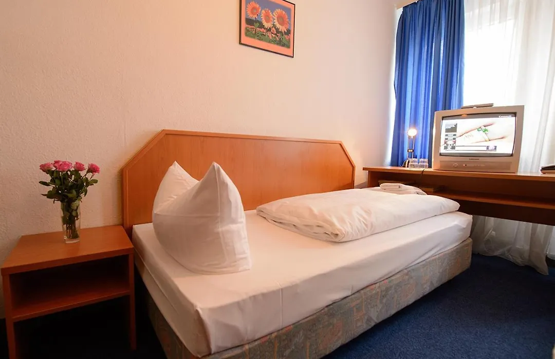 Hotel Himalaya Frankfurt City Messe-1