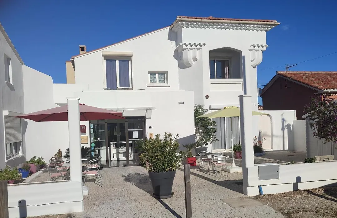 Hôtel le Calypso-1