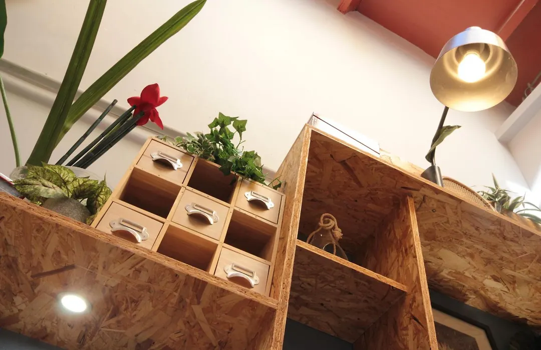 Hôtel Des Arts, Artisanal et Indépendant-1