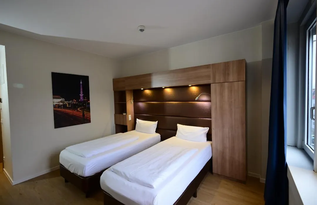 Motel Plus Berlin-1