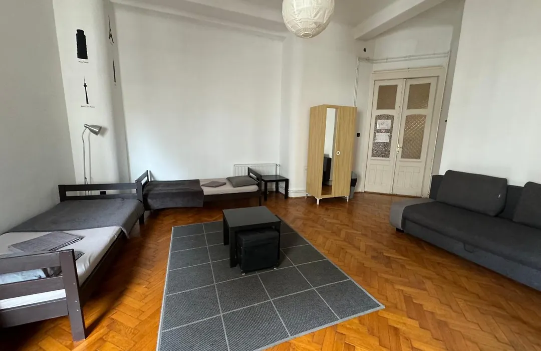 Boomerang Hostel-1